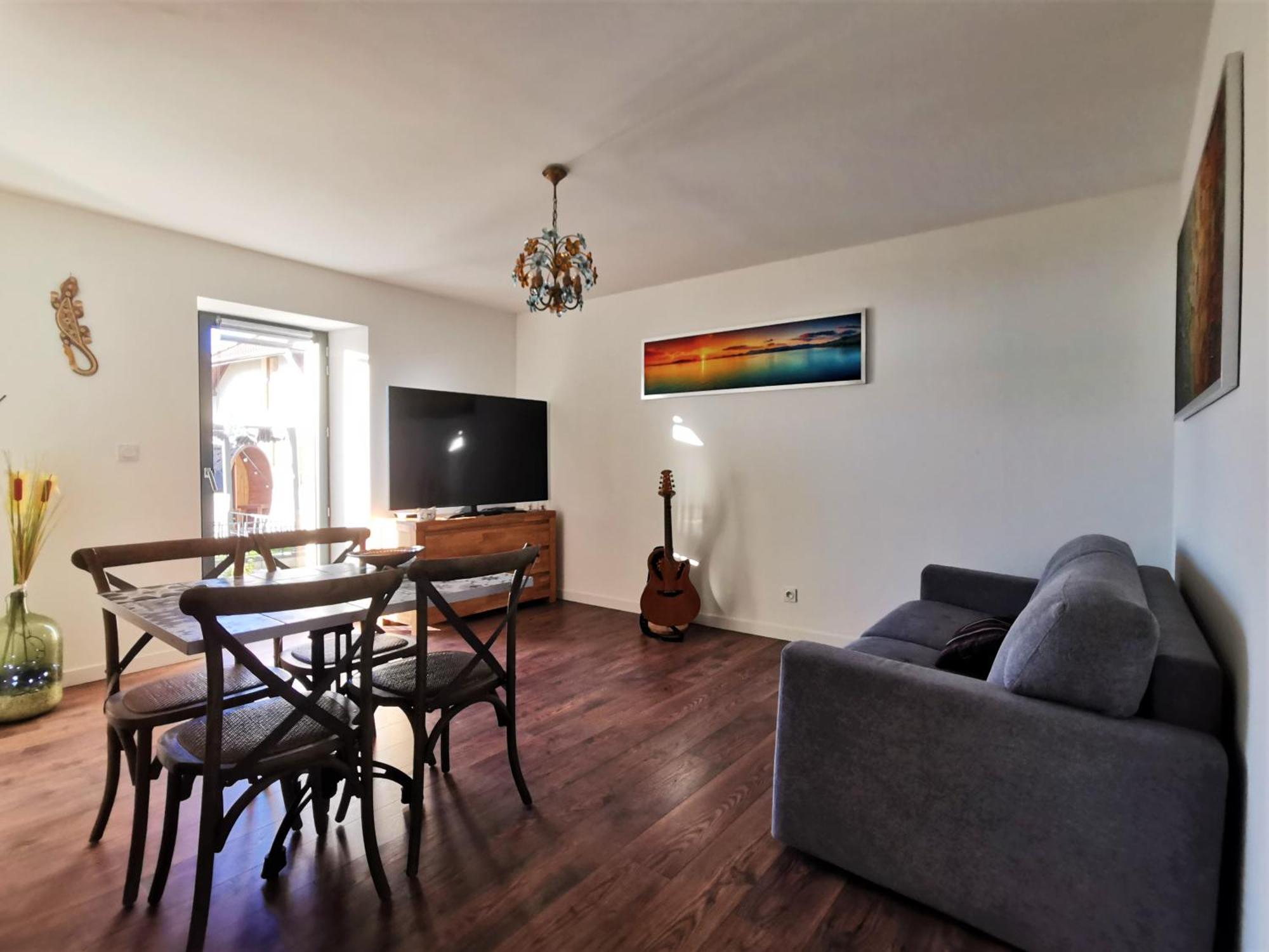La Detente Apartment *